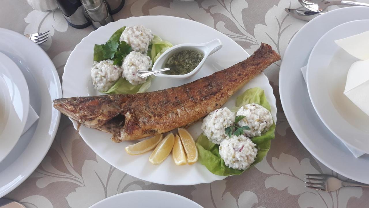 Prenociste I Restoran Ihthis Баина-Башта Экстерьер фото
